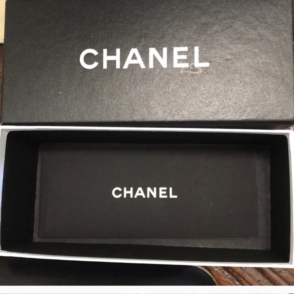 Chanel sunglasses case ** only box **